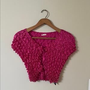 URBAN OUTFITTERS bright pink shiny cropped Y2K bubble shirt size S
